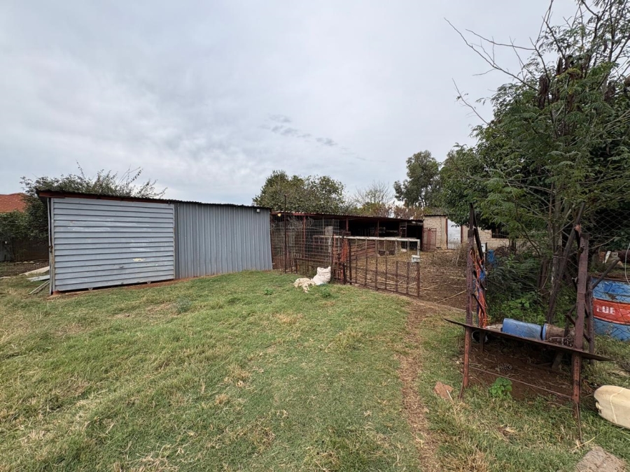 4 Bedroom Property for Sale in Van Der Merwes Kroon Gauteng