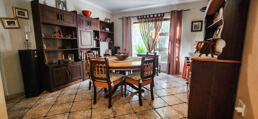 3 Bedroom Property for Sale in Vanderbijlpark SW 5 Gauteng