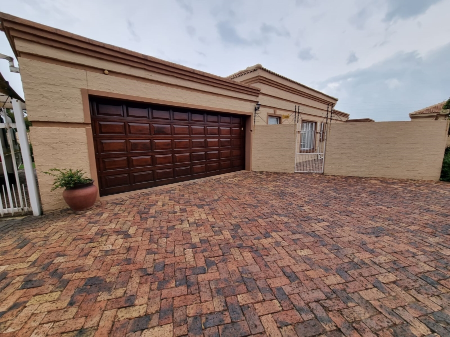 3 Bedroom Property for Sale in Arcon Park Gauteng