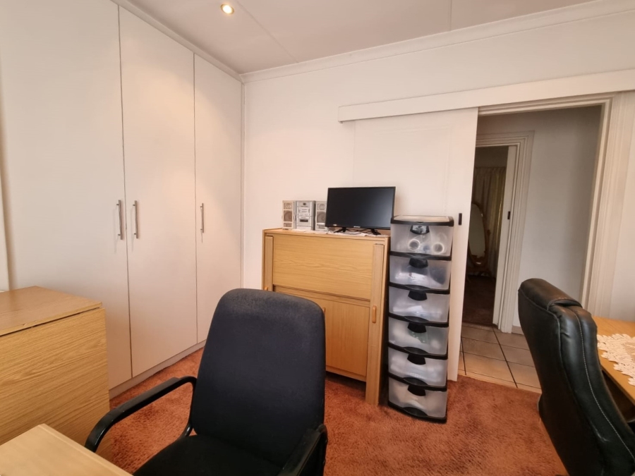 3 Bedroom Property for Sale in Arcon Park Gauteng