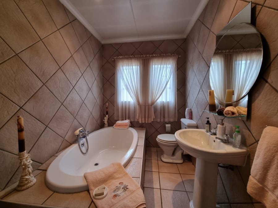 3 Bedroom Property for Sale in Arcon Park Gauteng