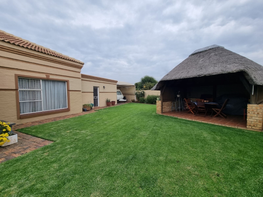 3 Bedroom Property for Sale in Arcon Park Gauteng