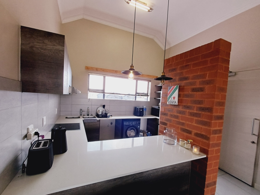 2 Bedroom Property for Sale in The Hills Game Reserve Estate Gauteng