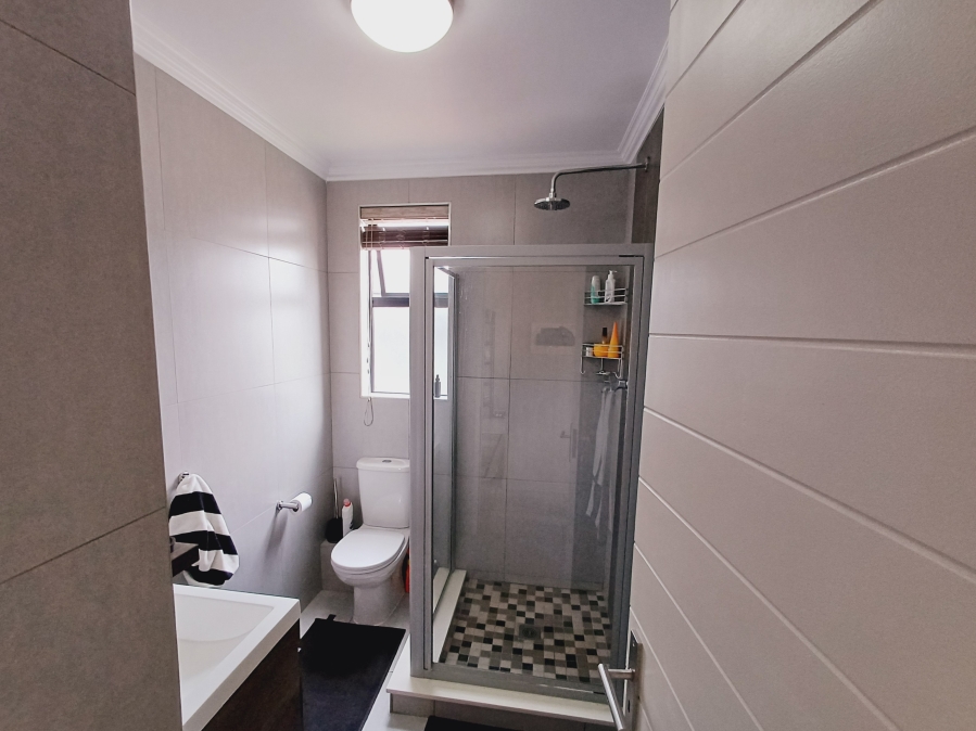 2 Bedroom Property for Sale in The Hills Game Reserve Estate Gauteng