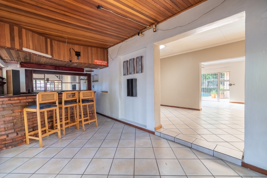 To Let 4 Bedroom Property for Rent in Sharonlea Gauteng
