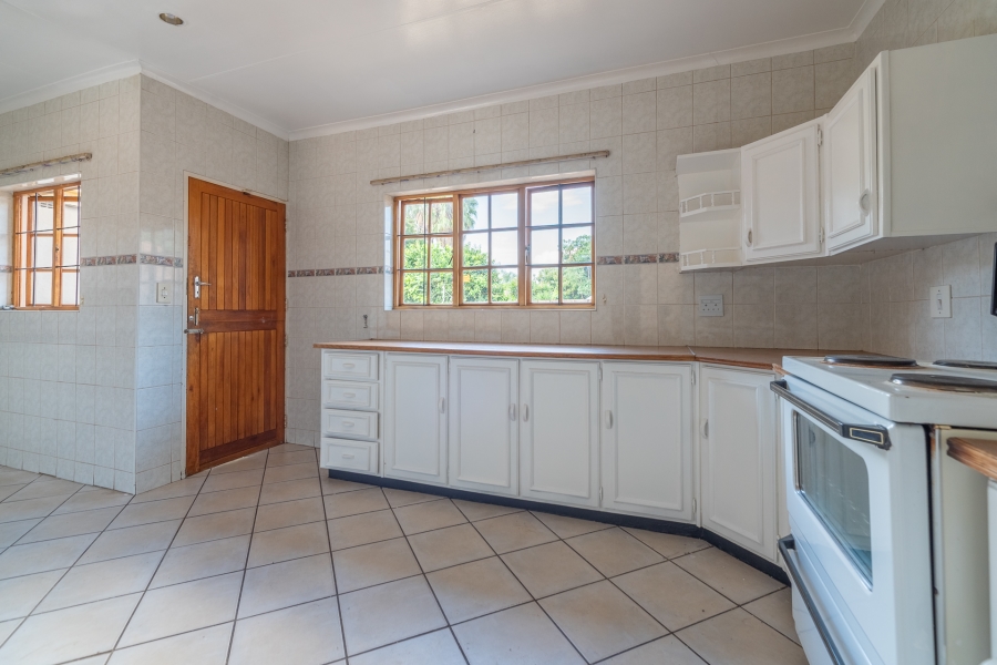 To Let 4 Bedroom Property for Rent in Sharonlea Gauteng