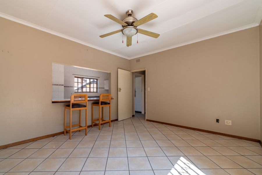 To Let 4 Bedroom Property for Rent in Sharonlea Gauteng