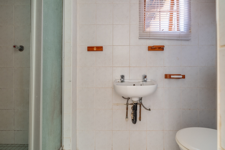 To Let 4 Bedroom Property for Rent in Sharonlea Gauteng