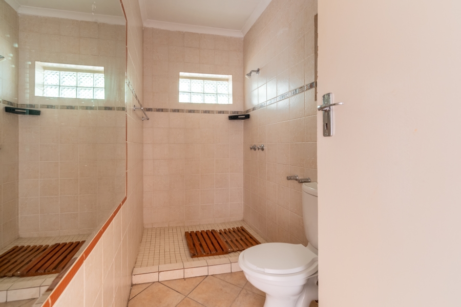 To Let 4 Bedroom Property for Rent in Sharonlea Gauteng