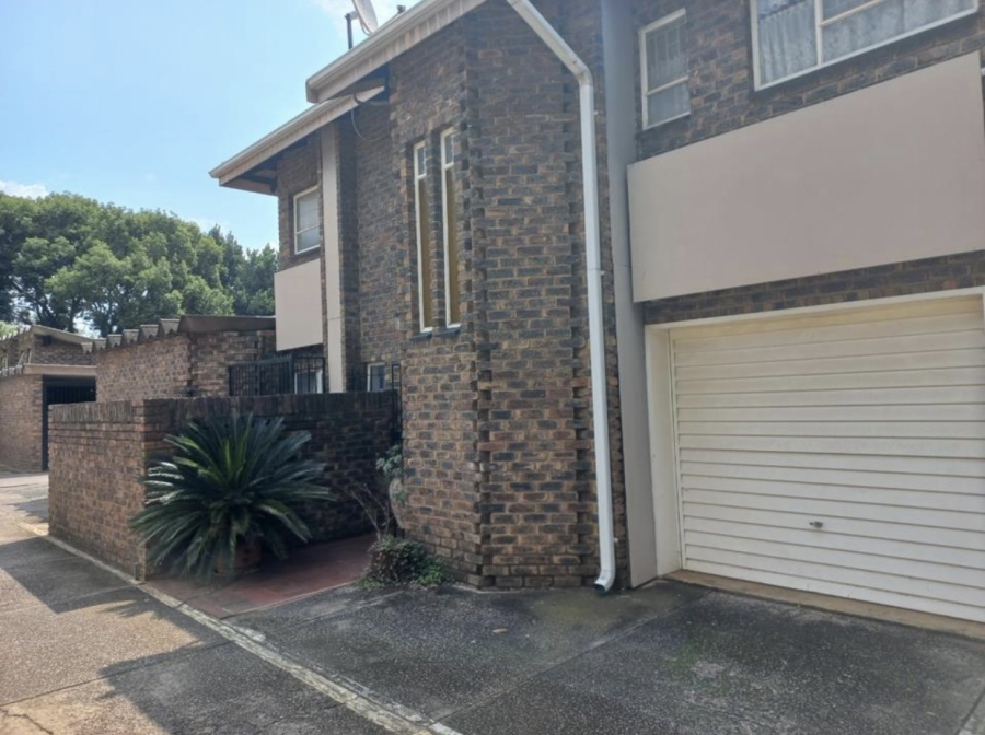 3 Bedroom Property for Sale in Villieria Gauteng