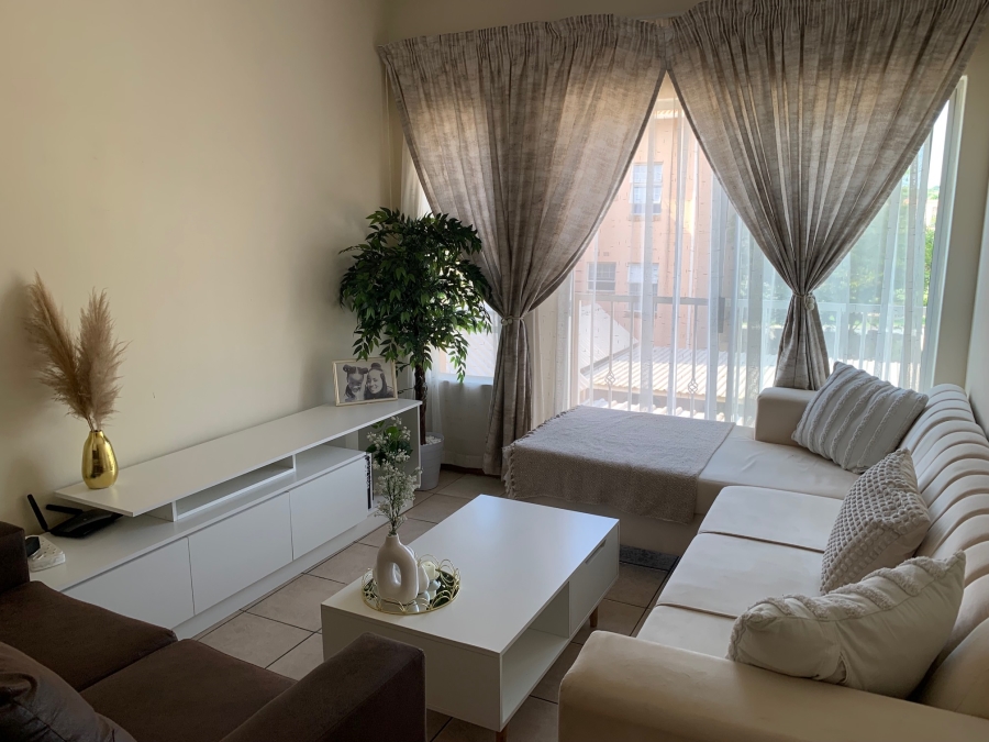 2 Bedroom Property for Sale in Summerfields Estate Gauteng