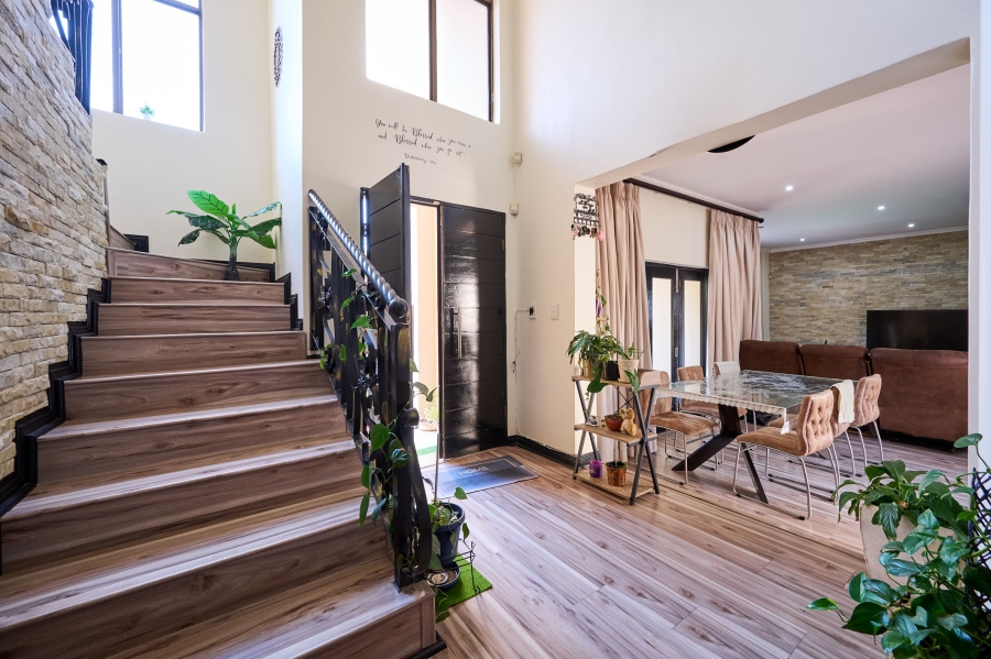 4 Bedroom Property for Sale in Halfway Gardens Gauteng