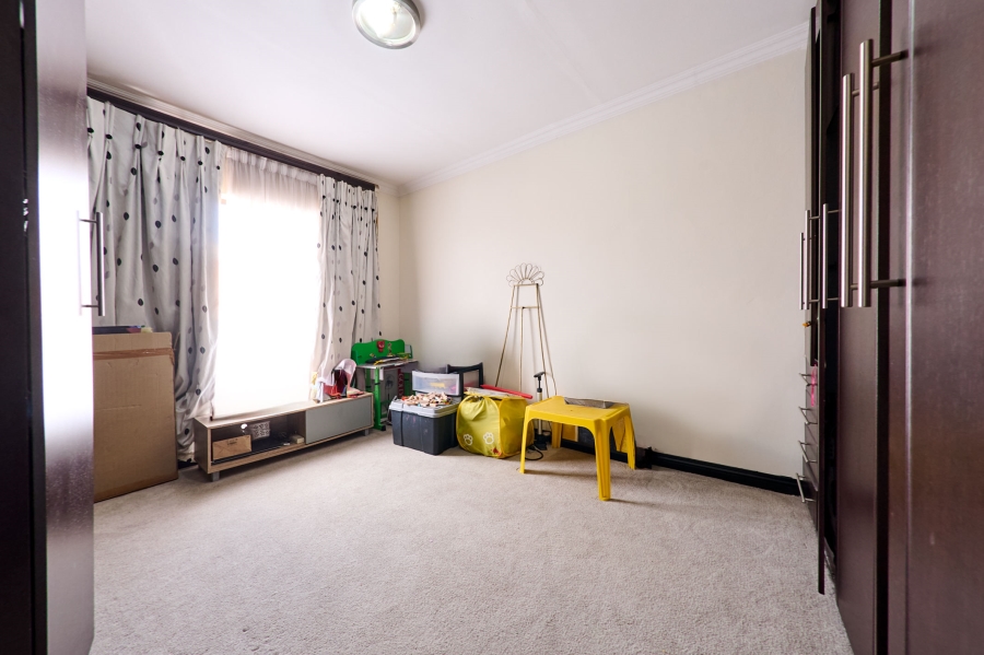 4 Bedroom Property for Sale in Halfway Gardens Gauteng