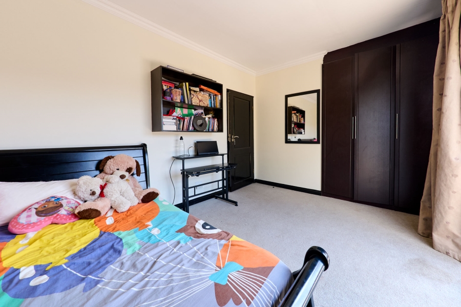 4 Bedroom Property for Sale in Halfway Gardens Gauteng