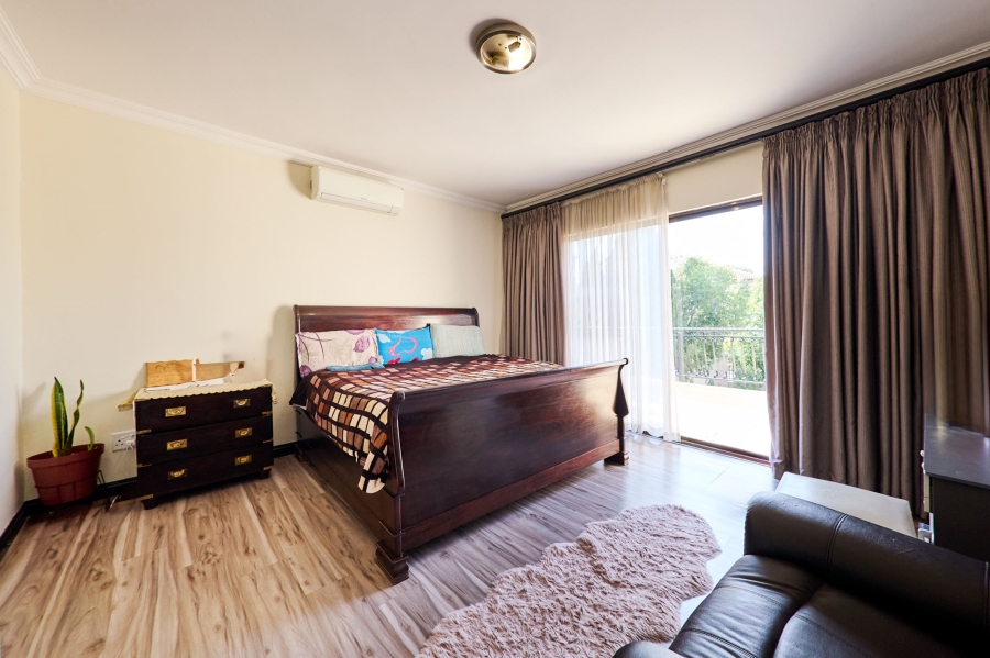 4 Bedroom Property for Sale in Halfway Gardens Gauteng