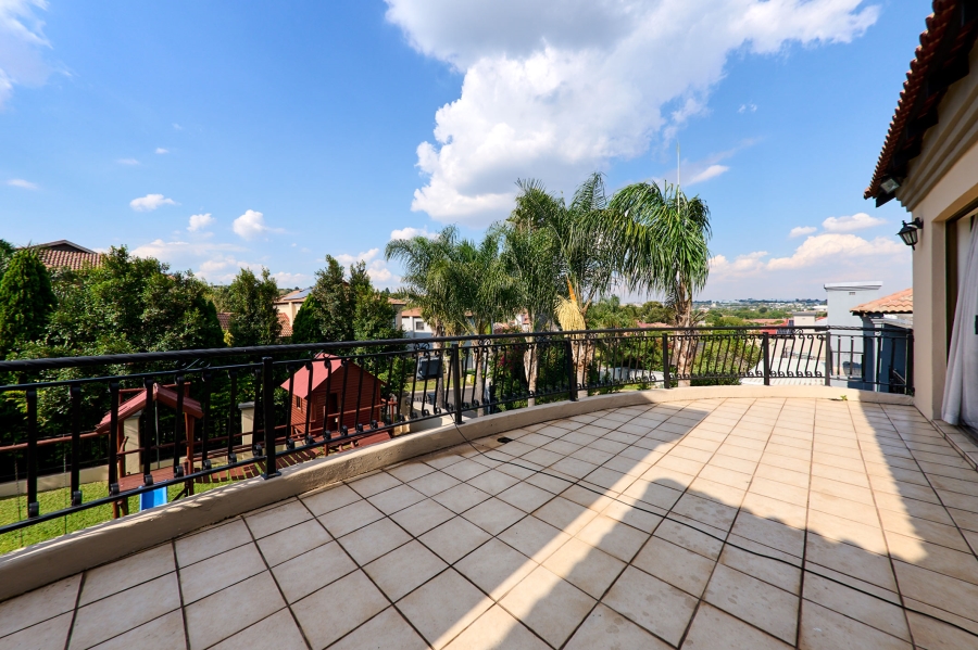 4 Bedroom Property for Sale in Halfway Gardens Gauteng