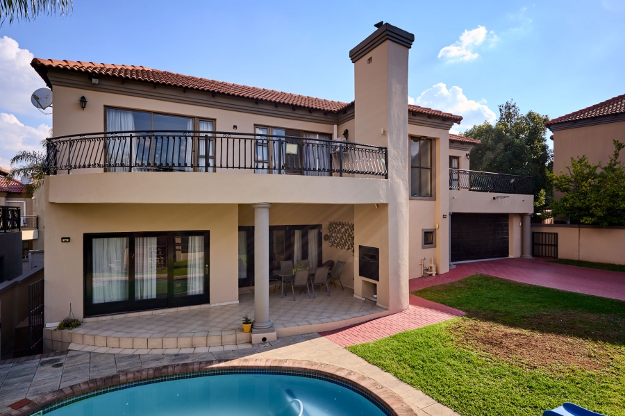 4 Bedroom Property for Sale in Halfway Gardens Gauteng