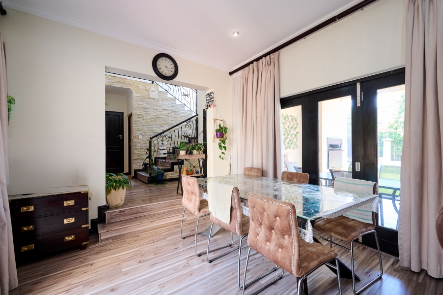 4 Bedroom Property for Sale in Halfway Gardens Gauteng