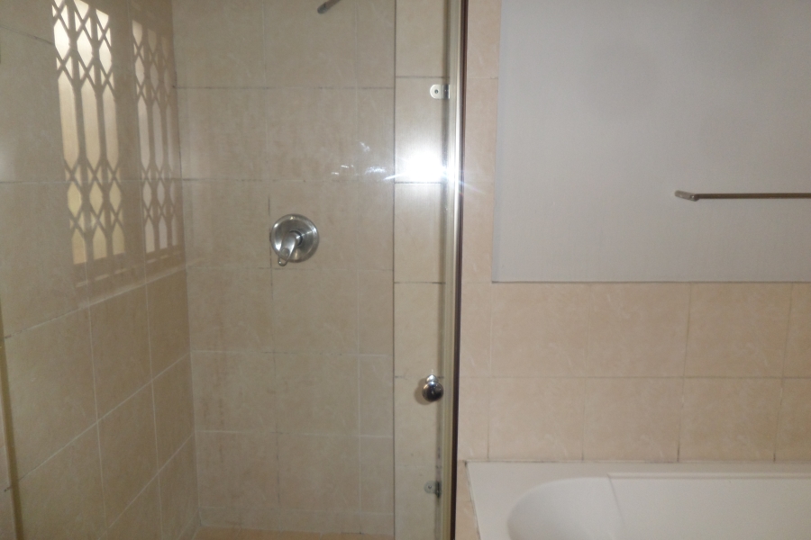 To Let 2 Bedroom Property for Rent in Erand Gardens Gauteng