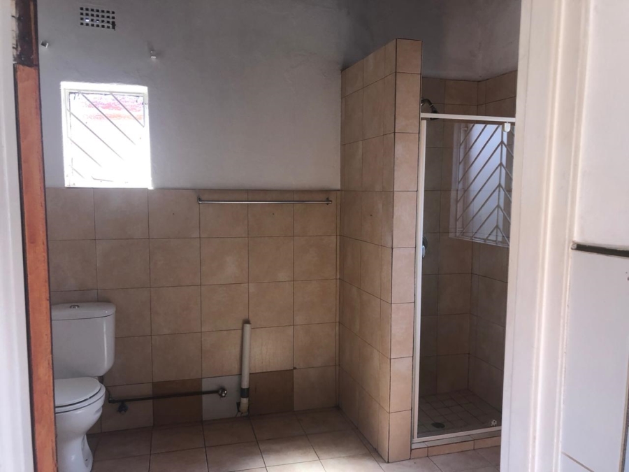 To Let 2 Bedroom Property for Rent in Laudium Gauteng