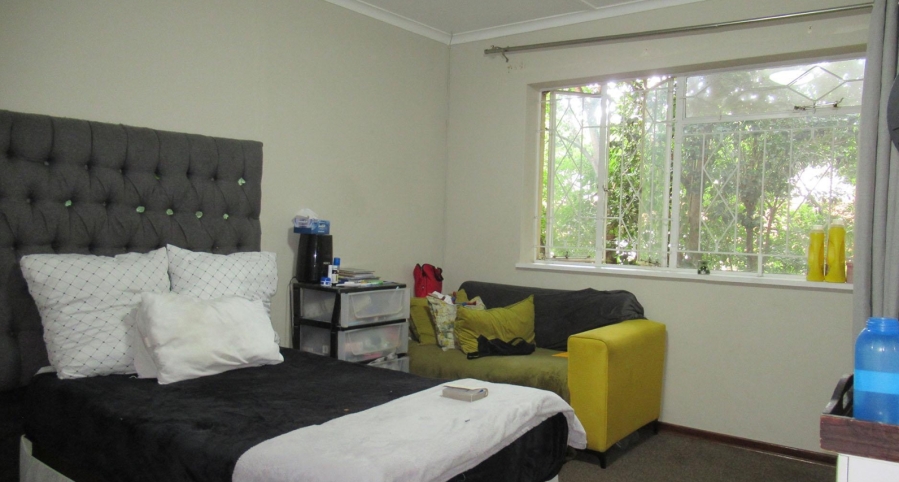 3 Bedroom Property for Sale in Highlands North Gauteng