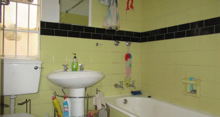 3 Bedroom Property for Sale in Highlands North Gauteng