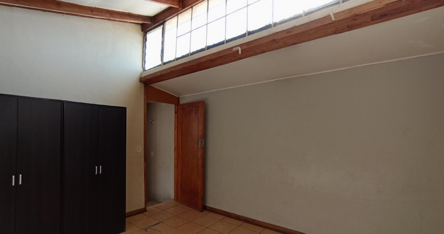 2 Bedroom Property for Sale in Brixton Gauteng