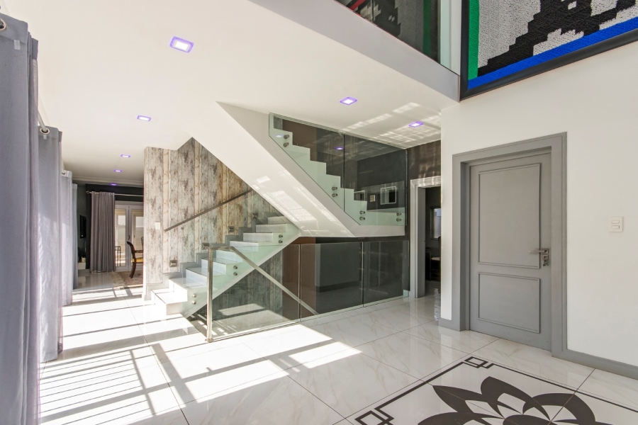 To Let 4 Bedroom Property for Rent in Hyde Park Gauteng