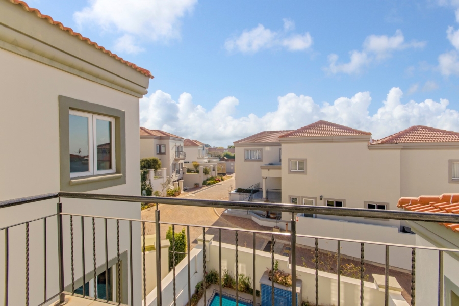 To Let 4 Bedroom Property for Rent in Hyde Park Gauteng