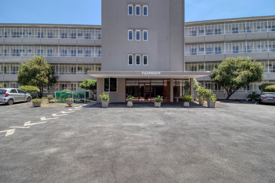 To Let 3 Bedroom Property for Rent in Illovo Gauteng