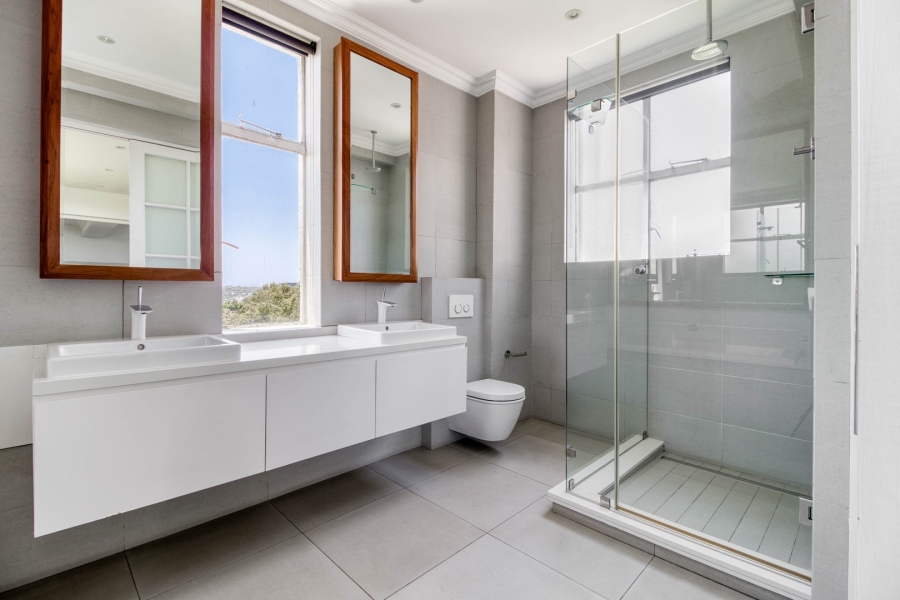 To Let 3 Bedroom Property for Rent in Illovo Gauteng