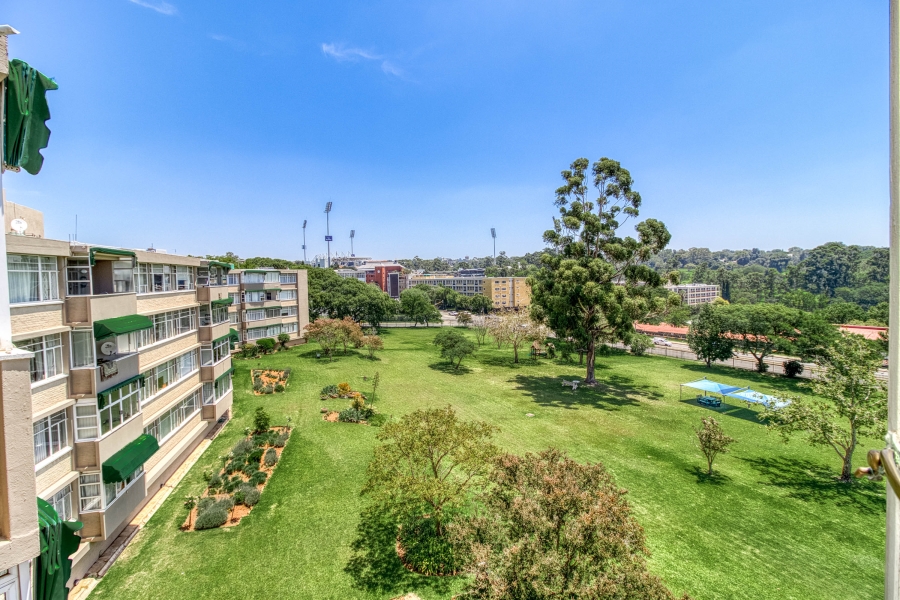 To Let 3 Bedroom Property for Rent in Illovo Gauteng