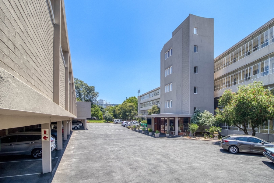To Let 3 Bedroom Property for Rent in Illovo Gauteng