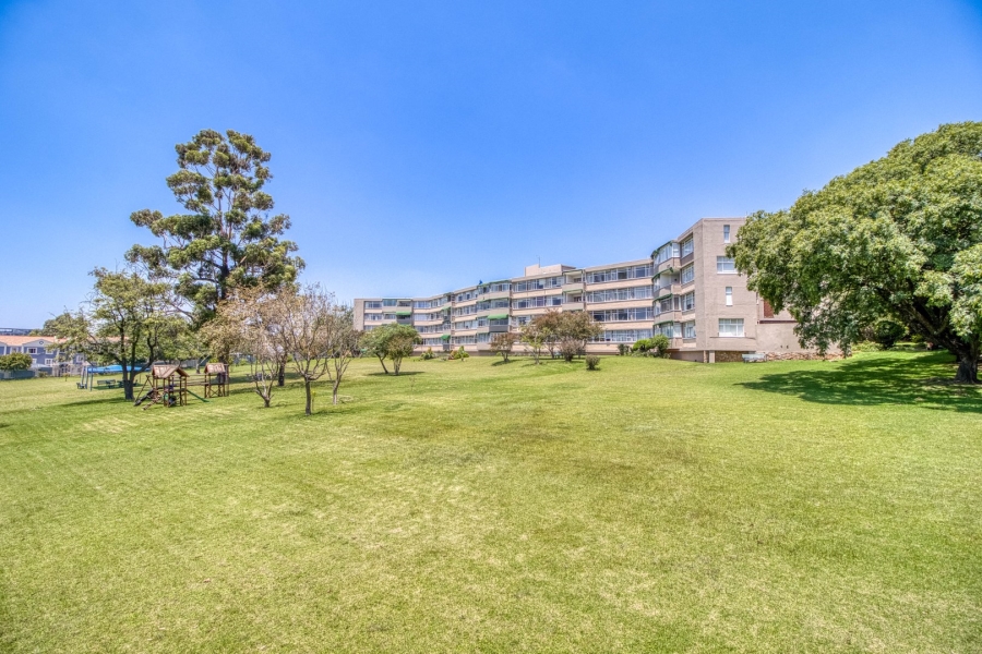 To Let 3 Bedroom Property for Rent in Illovo Gauteng