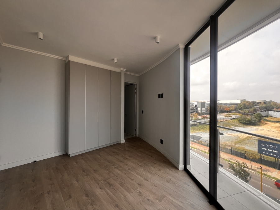 To Let 2 Bedroom Property for Rent in Waterfall Gauteng