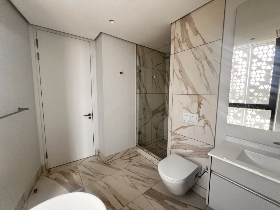 To Let 2 Bedroom Property for Rent in Waterfall Gauteng