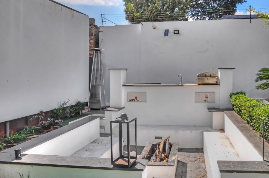 4 Bedroom Property for Sale in Primrose Hill Gauteng