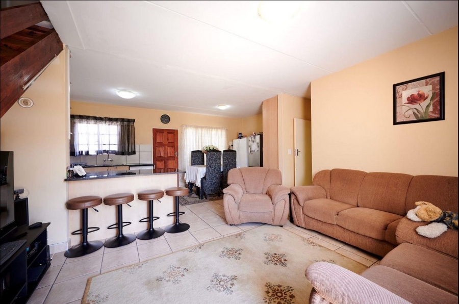 2 Bedroom Property for Sale in Noordwyk Gauteng