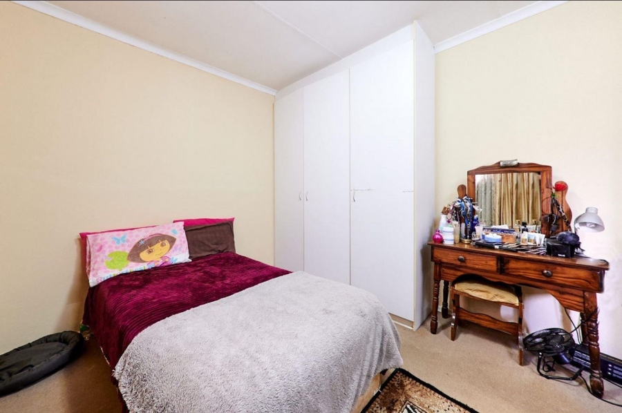 2 Bedroom Property for Sale in Noordwyk Gauteng