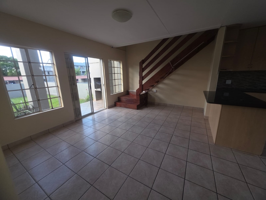 2 Bedroom Property for Sale in Noordwyk Gauteng