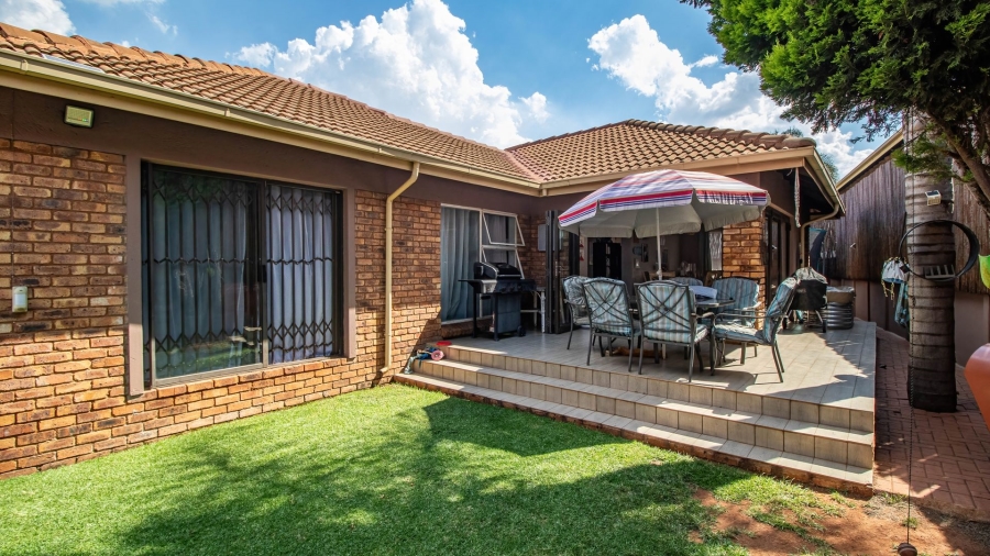 To Let 3 Bedroom Property for Rent in Terenure Gauteng