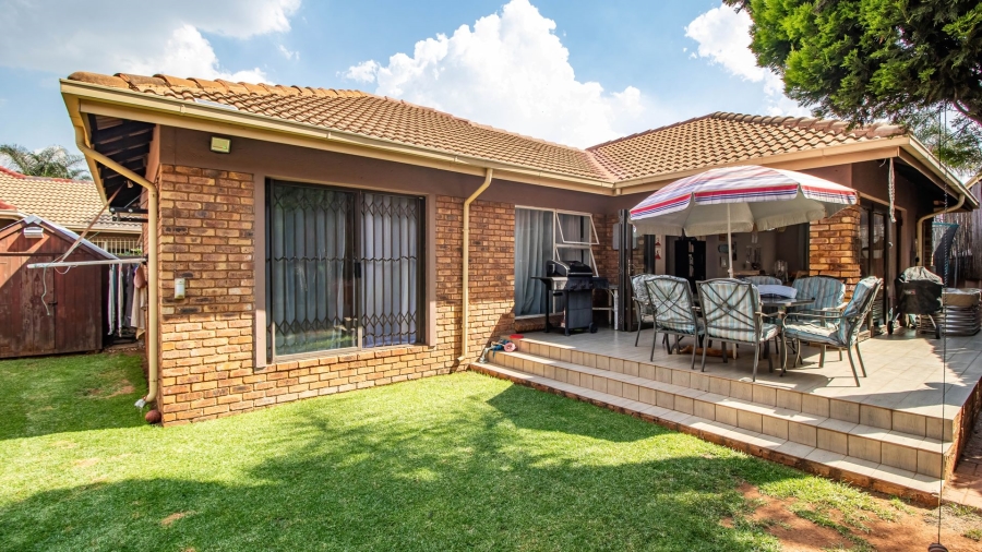 To Let 3 Bedroom Property for Rent in Terenure Gauteng