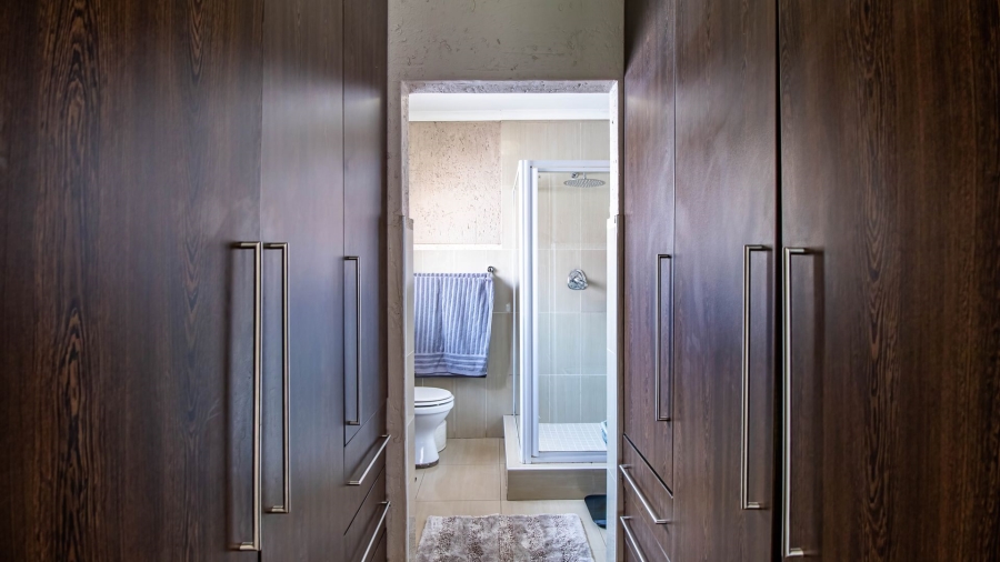 To Let 3 Bedroom Property for Rent in Terenure Gauteng