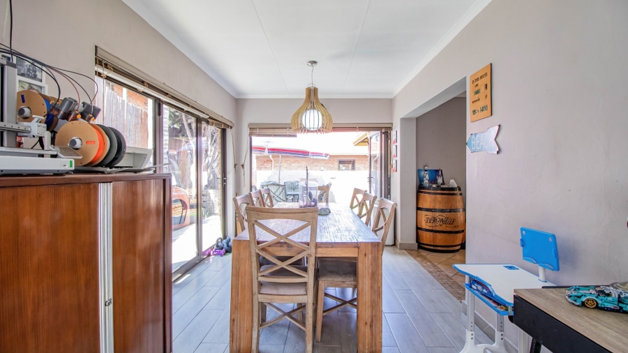 To Let 3 Bedroom Property for Rent in Terenure Gauteng