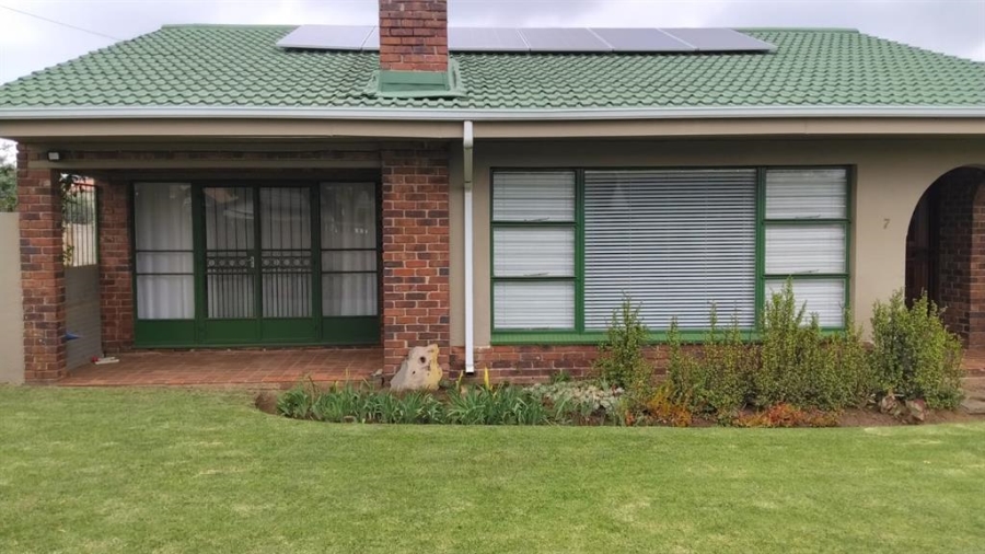 4 Bedroom Property for Sale in Greenhills Gauteng