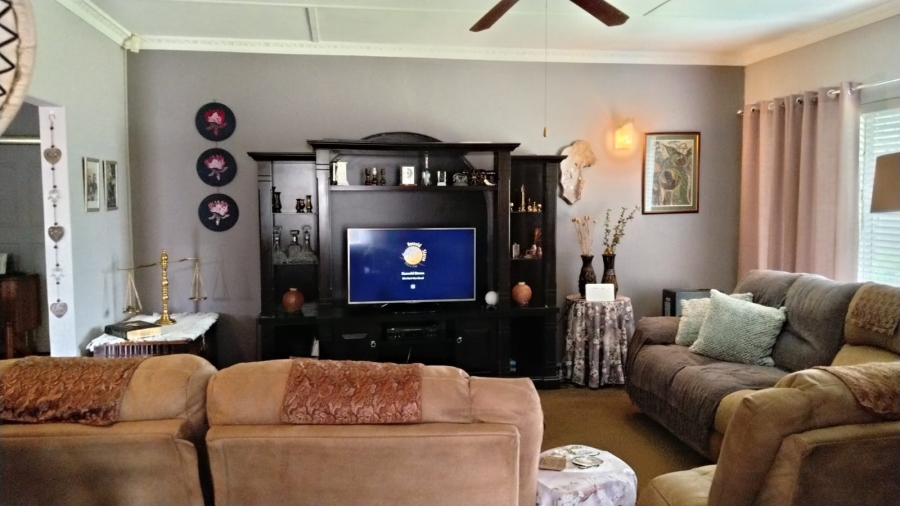 4 Bedroom Property for Sale in Greenhills Gauteng