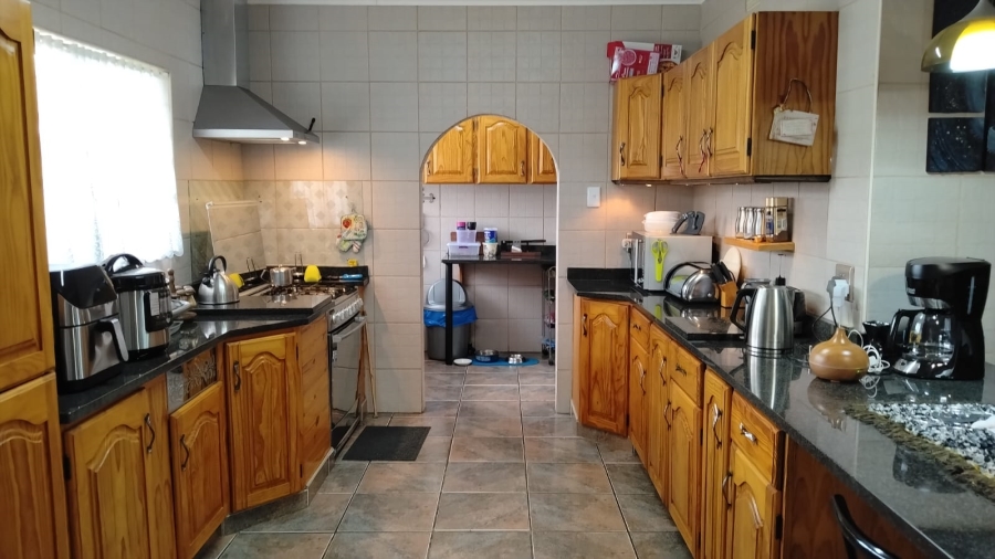 4 Bedroom Property for Sale in Greenhills Gauteng