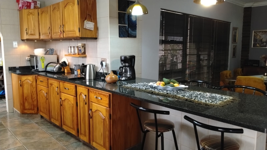 4 Bedroom Property for Sale in Greenhills Gauteng