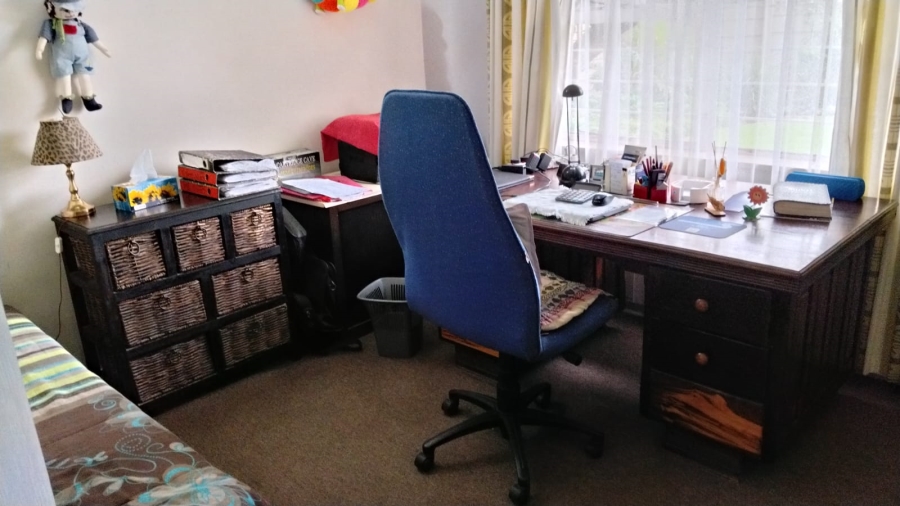 4 Bedroom Property for Sale in Greenhills Gauteng