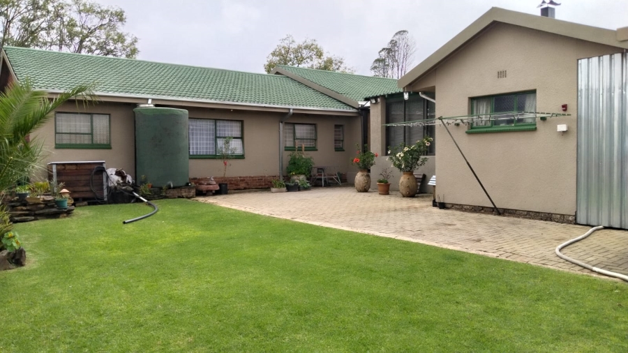 4 Bedroom Property for Sale in Greenhills Gauteng